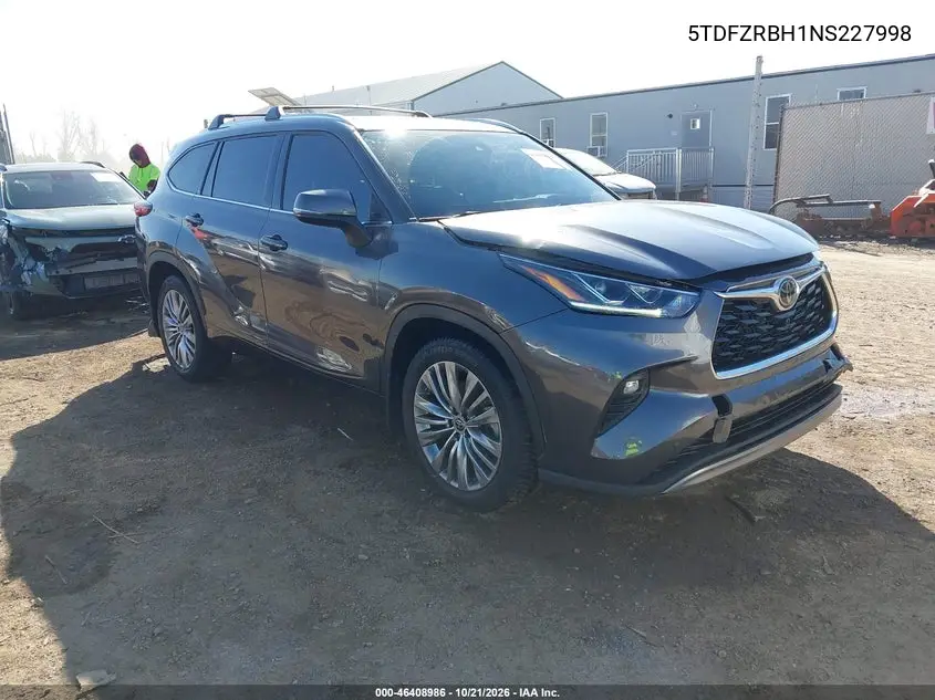 TOYOTA HIGHLANDER 2022, VIN 5TDFZRBH1NS227998