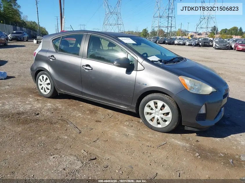 TOYOTA PRIUS C 2012, VIN JTDKDTB32C1506823