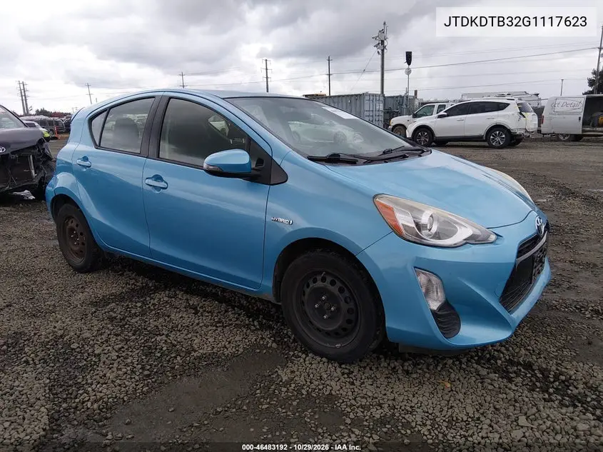 TOYOTA PRIUS C 2016, VIN JTDKDTB32G1117623