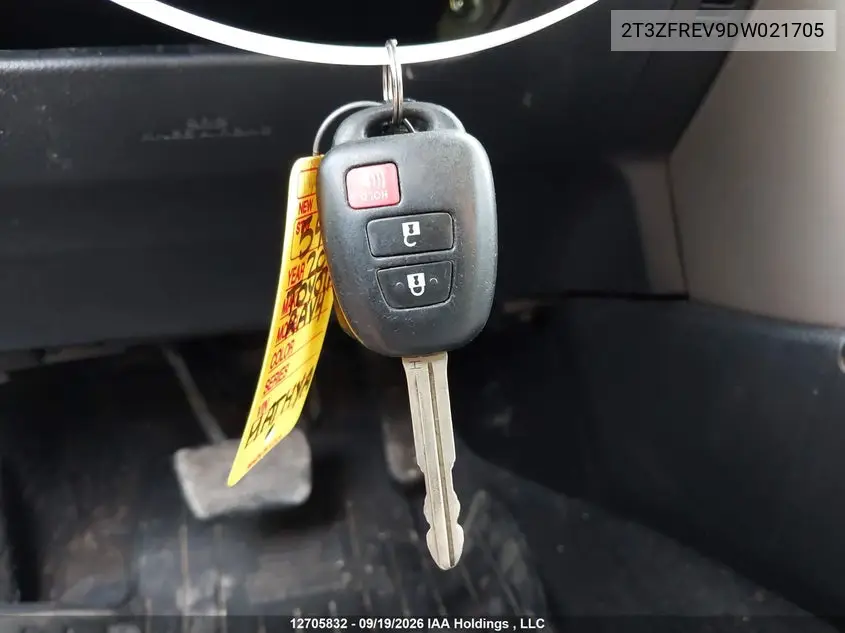 2013 TOYOTA RAV 4 VIN 2T3ZFREV9DW021705 — фото 11