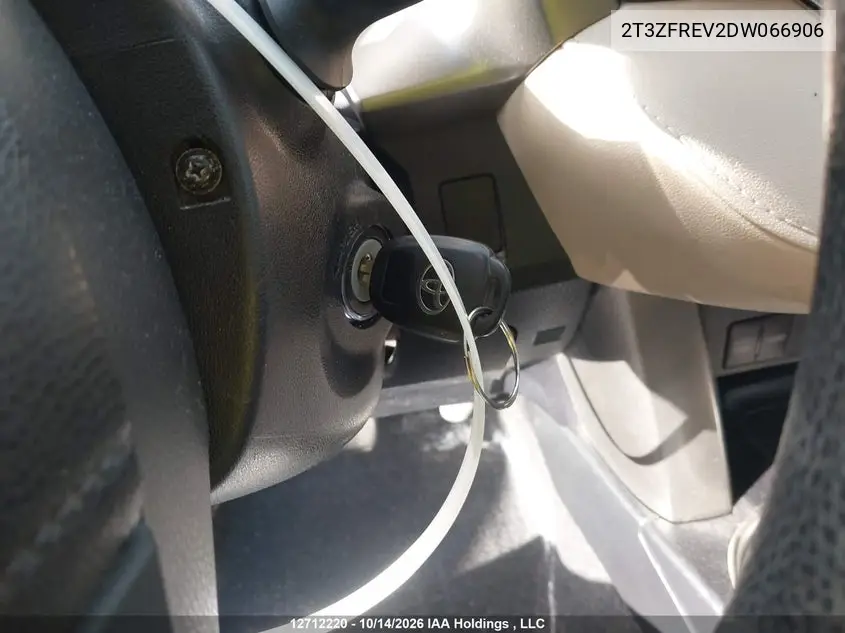 2013 TOYOTA RAV 4 VIN 2T3ZFREV2DW066906 — фото 11