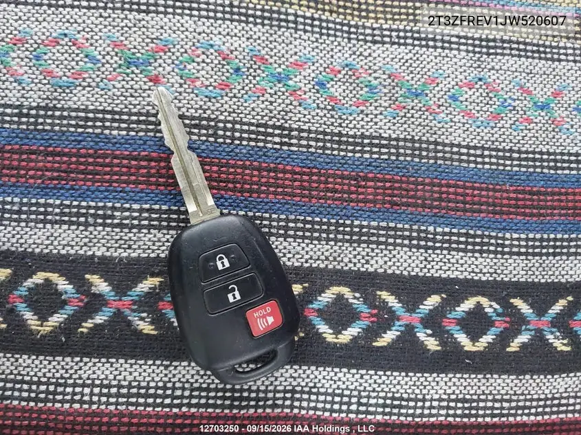 2018 TOYOTA RAV 4 VIN 2T3ZFREV1JW520607 — фото 11