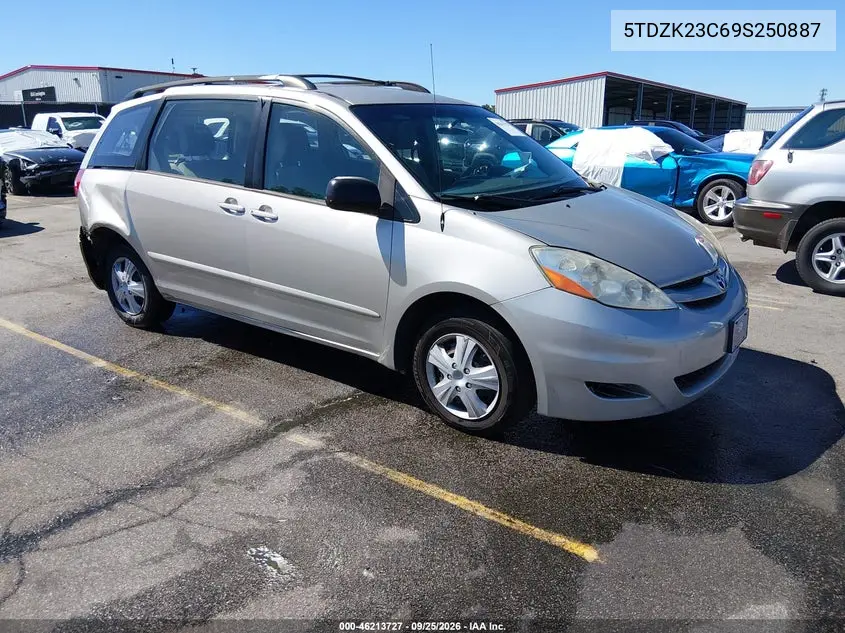 TOYOTA SIENNA 2009, VIN 5TDZK23C69S250887