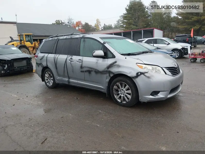 TOYOTA SIENNA 2011, VIN 5TDJK3DC6BS010682