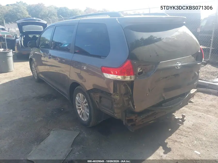 TOYOTA SIENNA 2011, VIN 5TDYK3DCXBS071306
