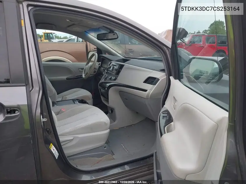 2012 TOYOTA SIENNA VIN 5TDKK3DC7CS253164 — фото 5