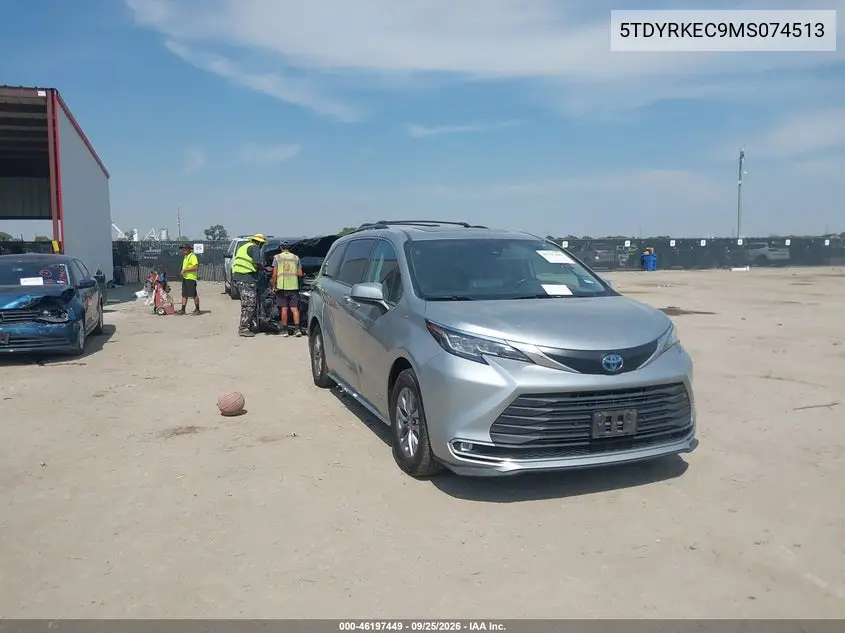 TOYOTA SIENNA 2021, VIN 5TDYRKEC9MS074513