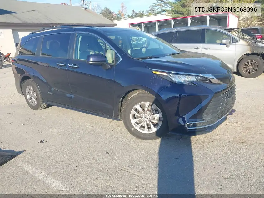 TOYOTA SIENNA 2022, VIN 5TDJSKFC3NS068096