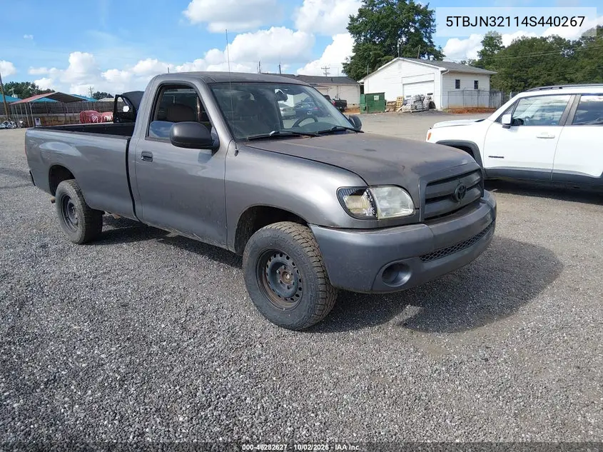 TOYOTA TUNDRA 2004, VIN 5TBJN32114S440267