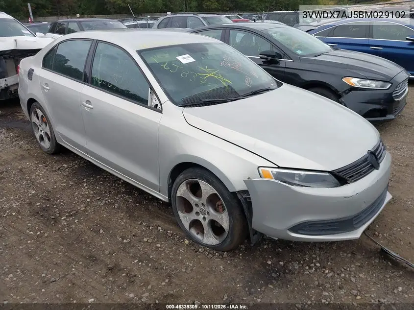 VOLKSWAGEN JETTA 2011, VIN 3VWDX7AJ5BM029102