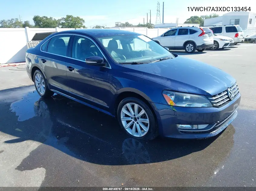 VOLKSWAGEN PASSAT 2013, VIN 1VWCH7A3XDC133454