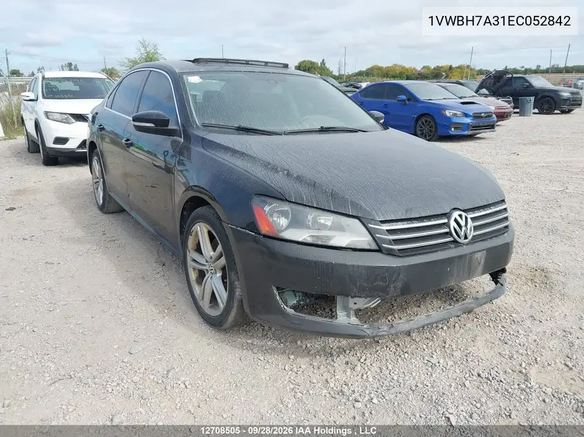 VOLKSWAGEN PASSAT 2014, VIN 1VWBH7A31EC052842