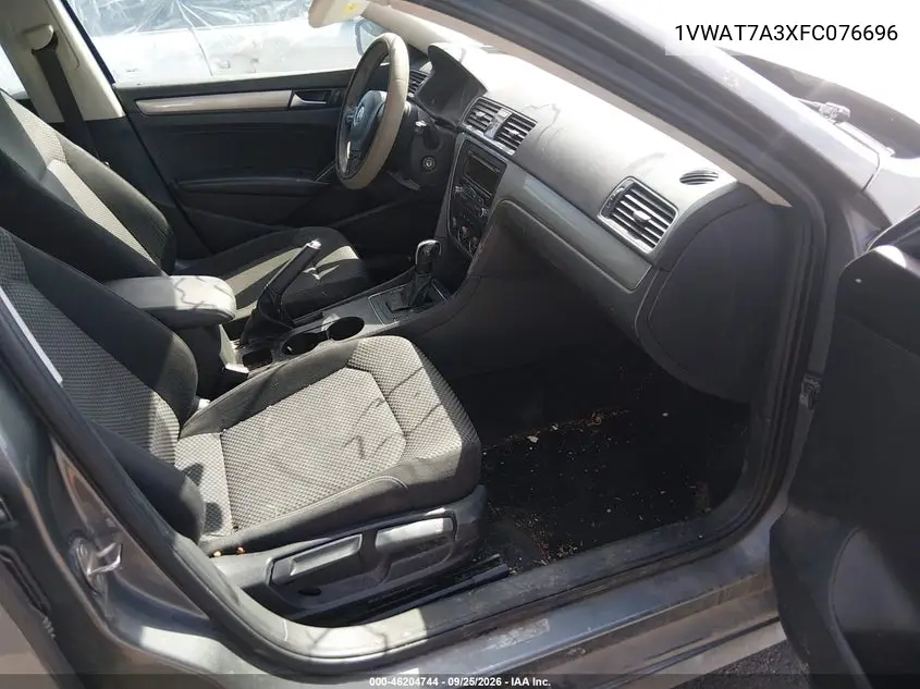 2015 VOLKSWAGEN PASSAT VIN 1VWAT7A3XFC076696 — фото 5