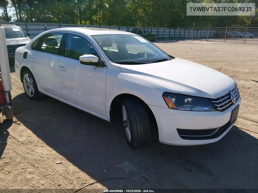 VOLKSWAGEN PASSAT 2015, VIN 1VWBV7A37FC069333