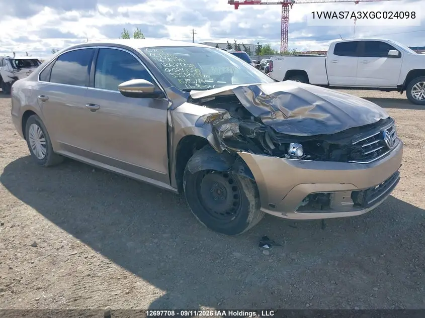 VOLKSWAGEN PASSAT 2016, VIN 1VWAS7A3XGC024098