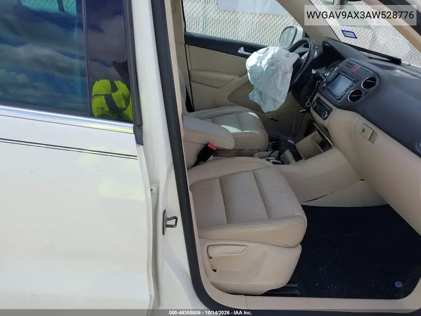 2010 VOLKSWAGEN TIGUAN VIN WVGAV9AX3AW528776 — фото 5