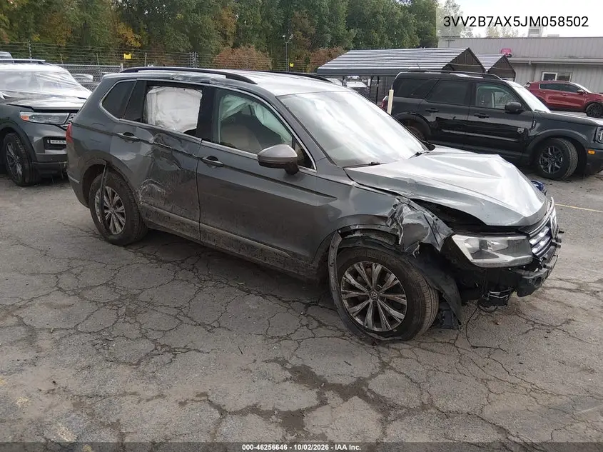 VOLKSWAGEN TIGUAN 2018, VIN 3VV2B7AX5JM058502