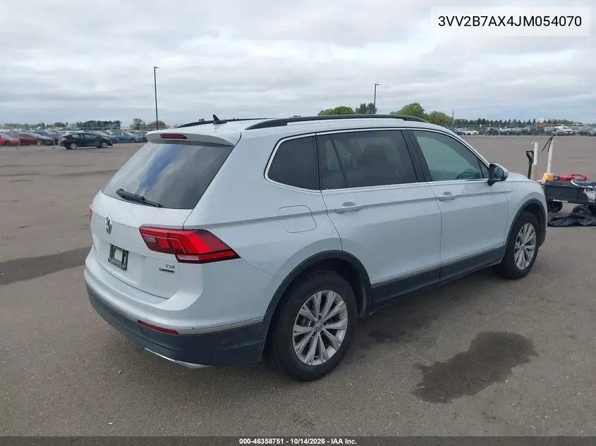 2018 VOLKSWAGEN TIGUAN VIN 3VV2B7AX4JM054070 — фото 4