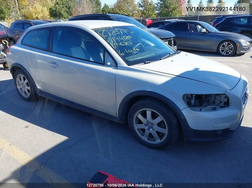 VOLVO C30 2009, VIN YV1MK382292144180