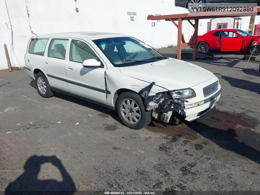 VOLVO V70 2001, VIN YV1SW61R912092880