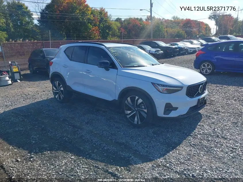 VOLVO XC40 2024, VIN YV4L12UL5R2371776